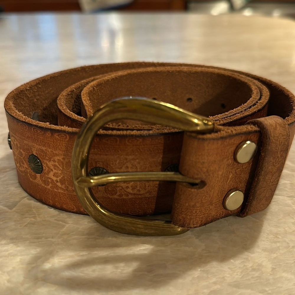 Lucky brand, leather belt, size medium